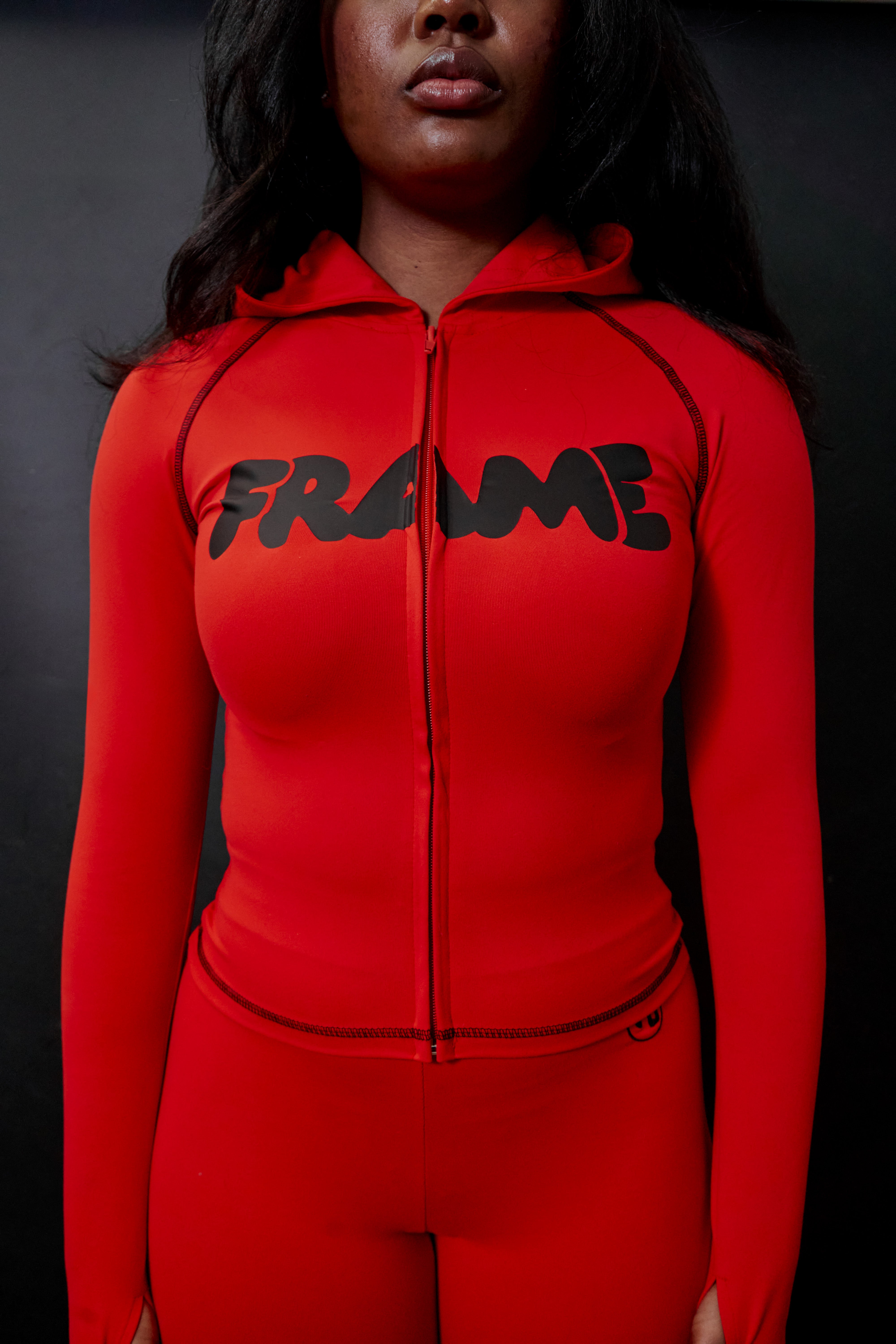 Cherry Red – FRAMEBYDERA